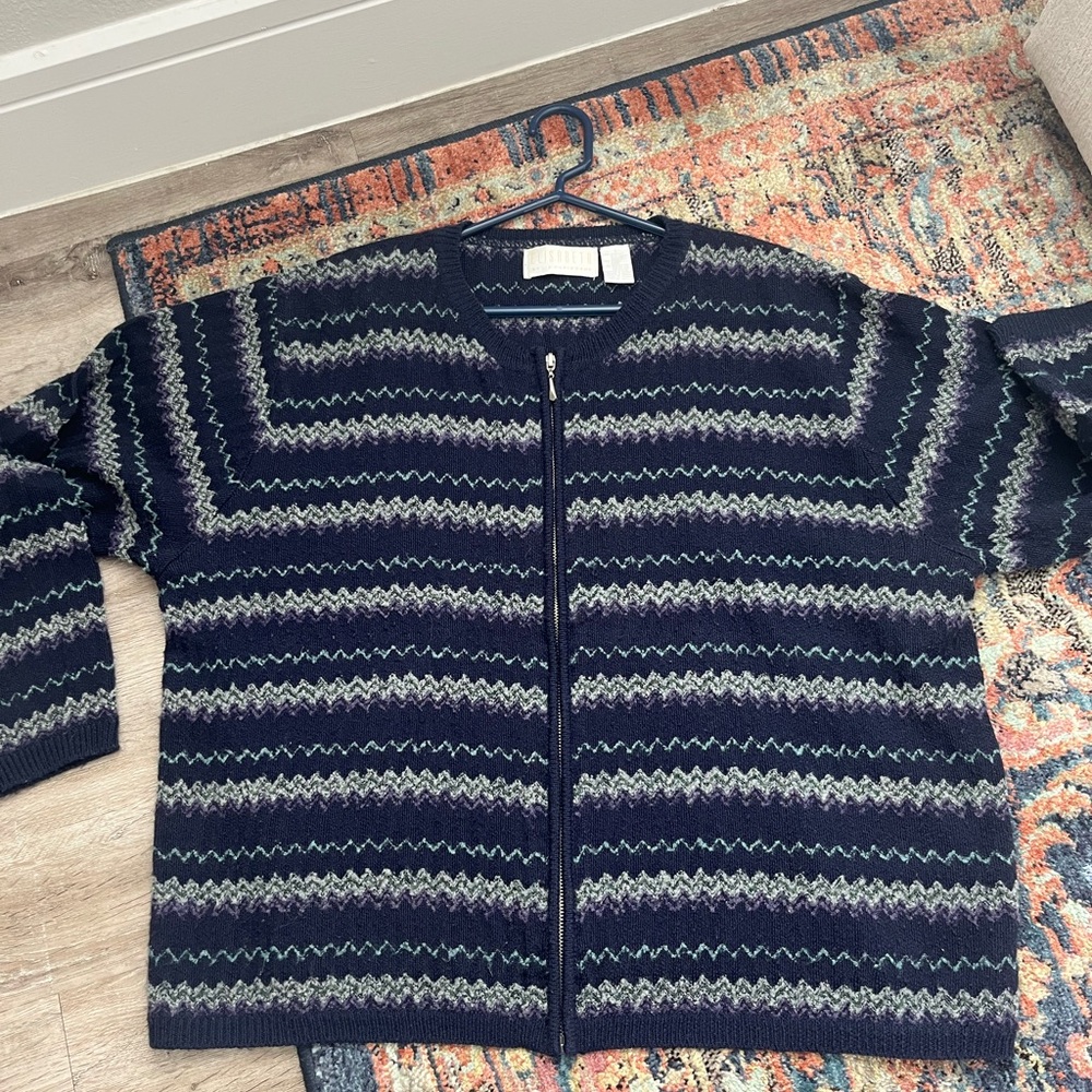 Women’s Elizabeth by Liz Claiborne size 1 wool blend Sweater.